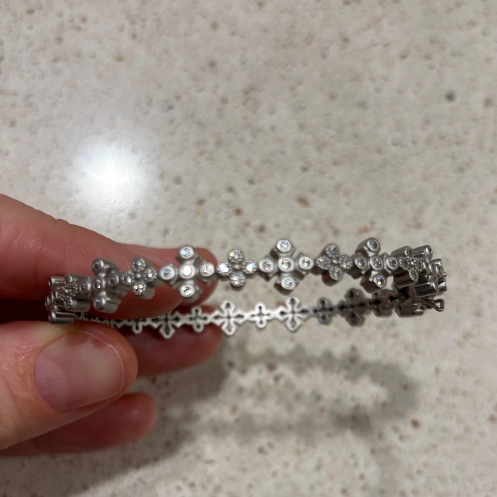 Delicate Silver Sterling 925 Freida Rothman Bangle Bracelet matt finish